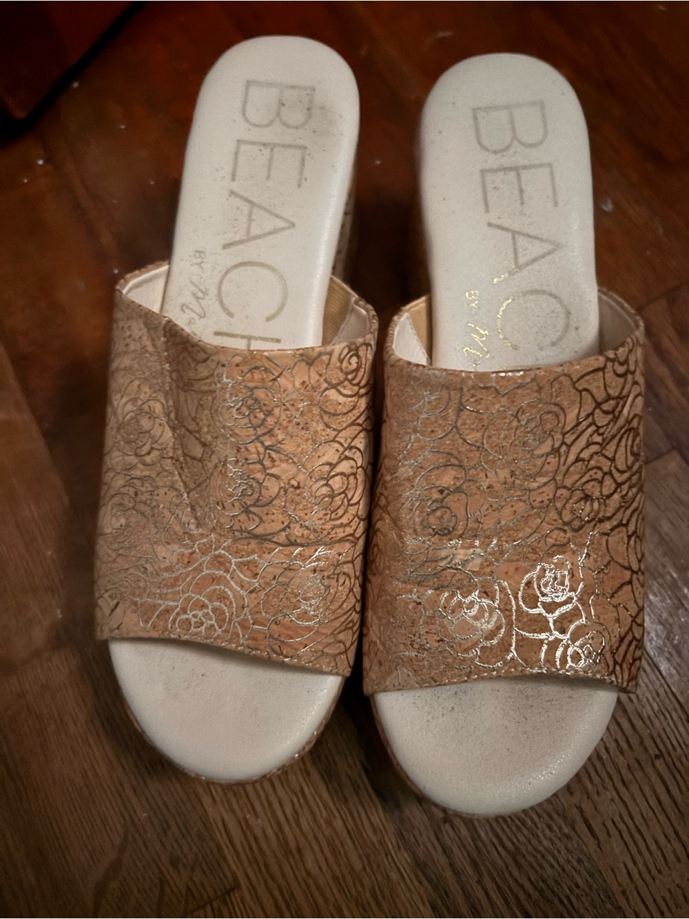 Beach by Matisse Women's Tan Metallic Slide Platform Sandals